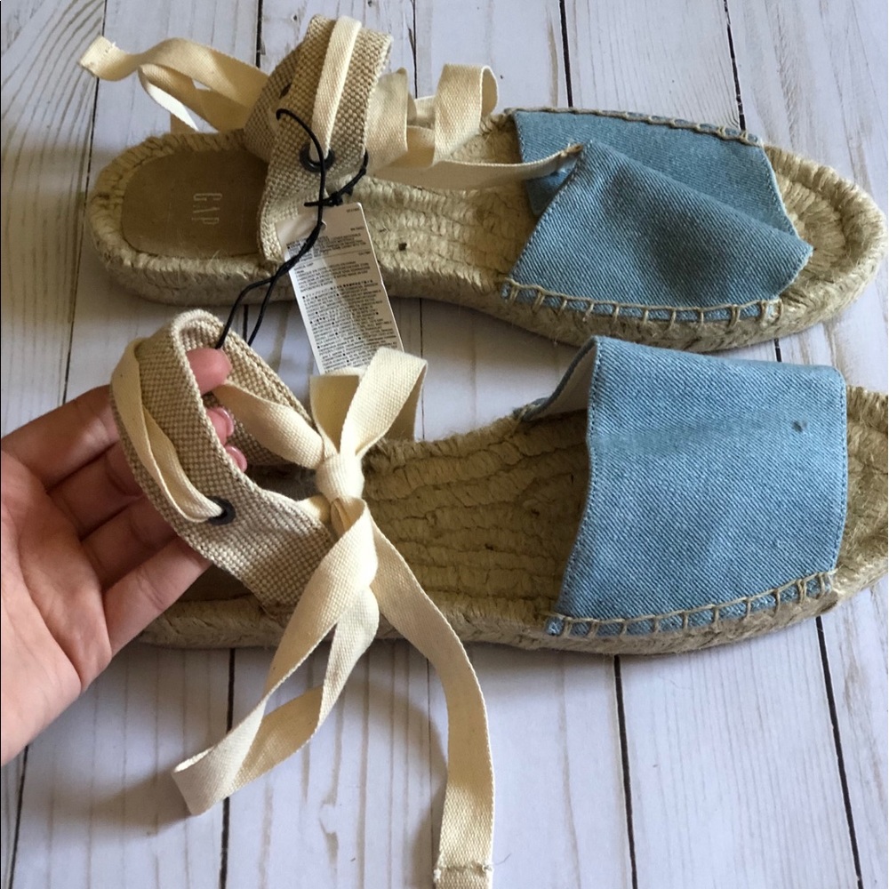 GAP Women’s Sandals